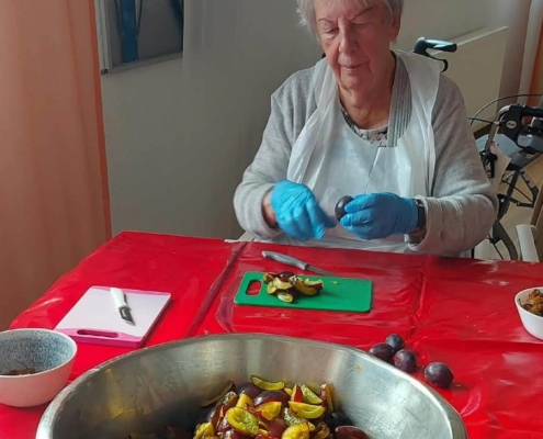 Gemeinsames Backen im Haus St. Maria Immaculata